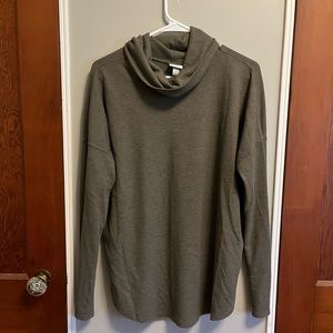 Women’s A New Day (Target) Olive Waffle Turtleneck Long Sleeve, Size L